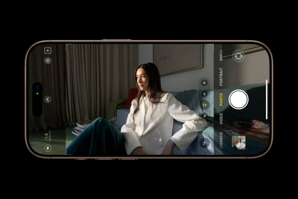 So sánh iPhone 18 Pro và iPhone 16 Pro thực tế để quyết định nâng cấp sau 2 năm 10 iPhone 16 Pro sở hữu camera khẩu độ cố định ƒ/1,78 và zoom quang học tối đa 5x