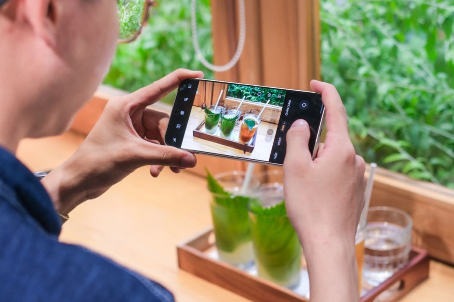 So sánh OPPO Find X9 và iPhone 16 Pro có gì khác biệt? 13 Cùng quay 4K 120fps nhưng khác biệt về định dạng và tính năng
