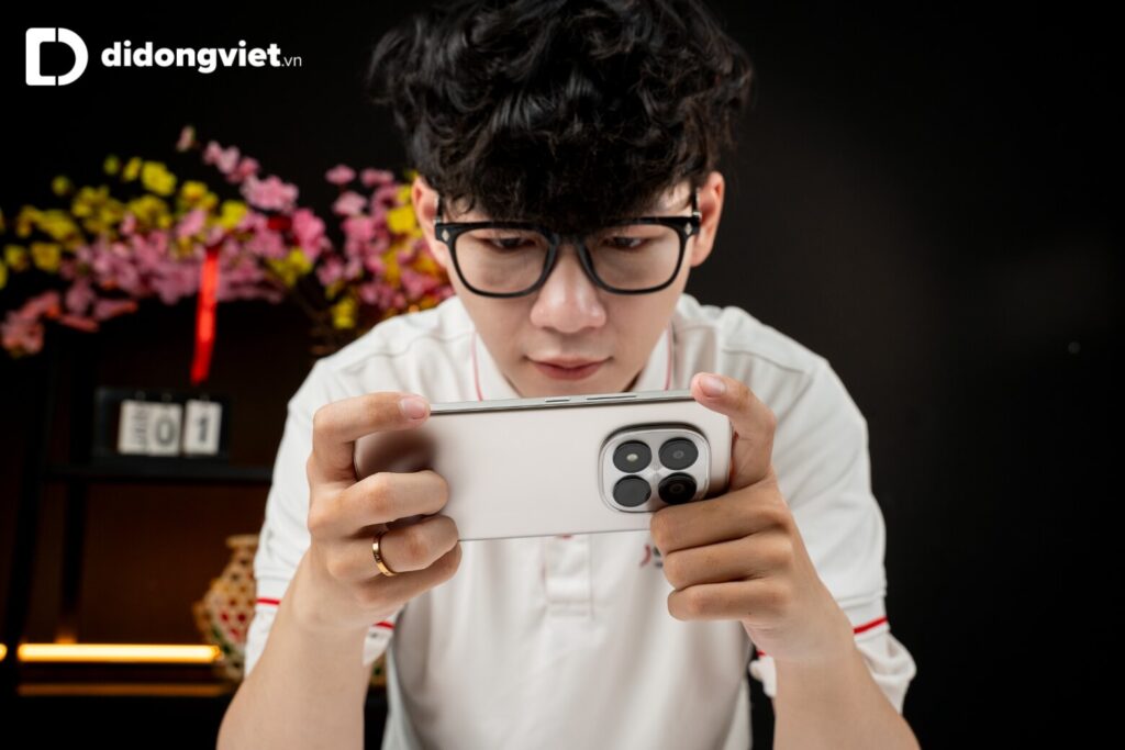 So sánh REDMI Note 17 Pro 5G và REDMI Note 15 Pro 5G: Có đáng lên đời? 19 REDMI Note 15 Pro 5G vẫn đáp ứng tốt nhu cầu sử dụng với khả năng bảo vệ và độ bền đáng tin cậy.