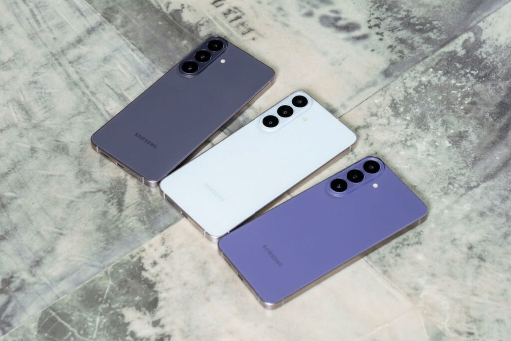So sánh Samsung Galaxy S26 FE và Honor 600 Pro: Cân nhắc về trải nghiệm và giá trị lâu dài 7 so sanh samsung galaxy s26 fe va honor 600 pro suc manh tho va kha nang da nhiem didongviet