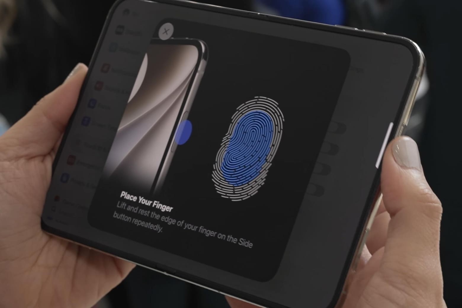 Touch ID trên iPhone Duo: Vị trí, cách dùng và điểm đặc biệt 8 Tìm hiểu cách Touch ID xác thực linh hoạt khi máy gập mở