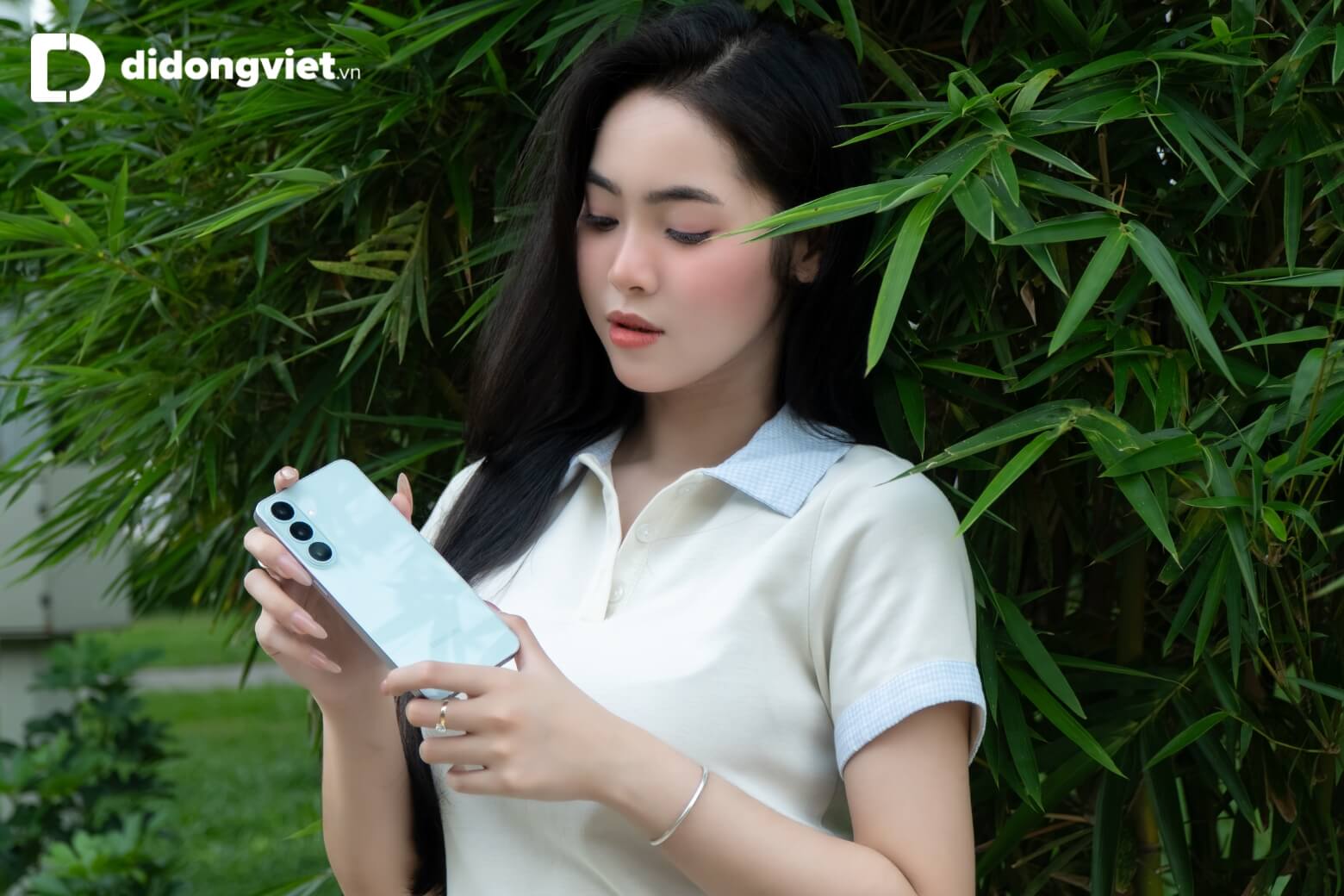 Trên tay Samsung Galaxy S26 FE: Thiết kế mới có gì đáng chú ý? 12 tren tay samsung galaxy s26 fe so huu he thong camera hien dai didongviet