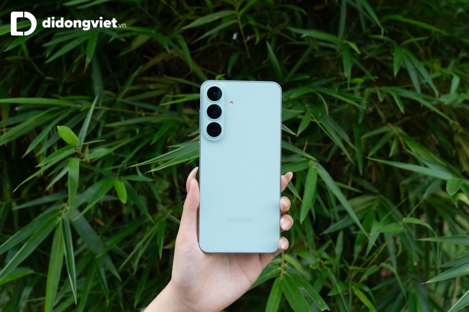 Trên tay Samsung Galaxy S26 FE: Thiết kế mới có gì đáng chú ý? 8 tren tay samsung galaxy s26 fe tren tay cam nhan ve thiet ke didongviet