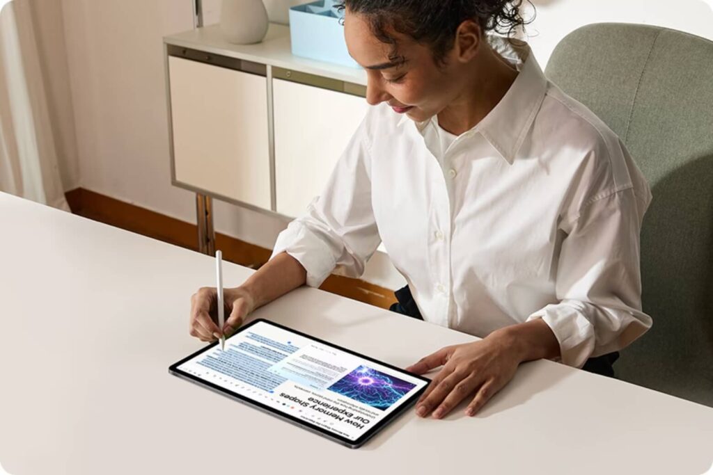 Cấu hình Samsung Galaxy Tab S12 Plus chi tiết và đánh giá thực tế 10 Samsung Galaxy Tab S12 Plus nổi bật với thân máy Armor Aluminum mỏng 5,3mm