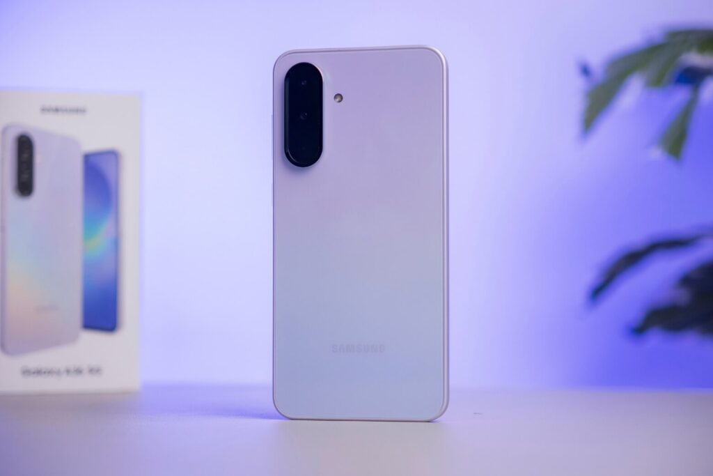 So sánh OPPO A6 Pro và Samsung A36 5G: Đâu là lựa chọn tầm trung tối ưu? 14 So sánh OPPO A6 Pro và Samsung A36 5G: Đâu là lựa chọn tầm trung tối ưu?