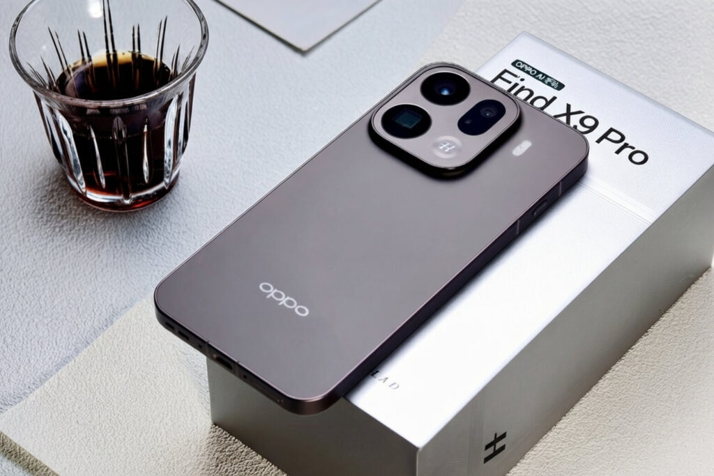 So sánh OPPO Find X10 Pro Max và OPPO Find X9 Pro: Khác biệt thực tế và trải nghiệm sử dụng 10 So sánh OPPO Find X10 Pro Max và OPPO Find X9 Pro: Khác biệt thực tế và trải nghiệm sử dụng