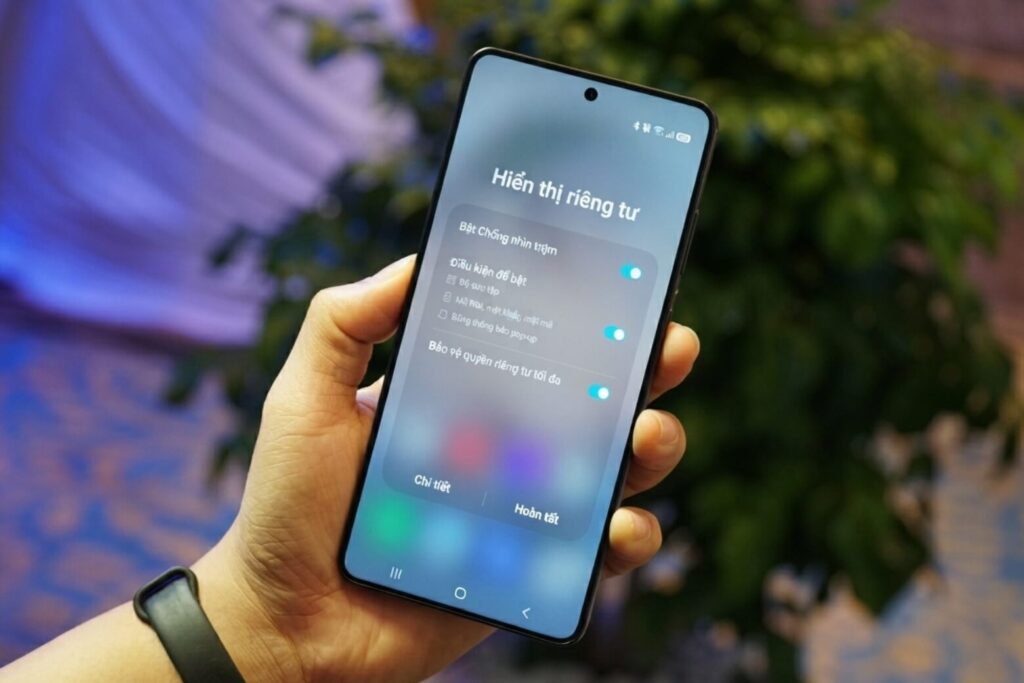 So sánh OPPO Find X10 Pro Max và Samsung S26 Ultra thực tế 9 so sanh oppo find x10 pro max va samsung s26 ultra chat luong tam nen hien thi didongviet