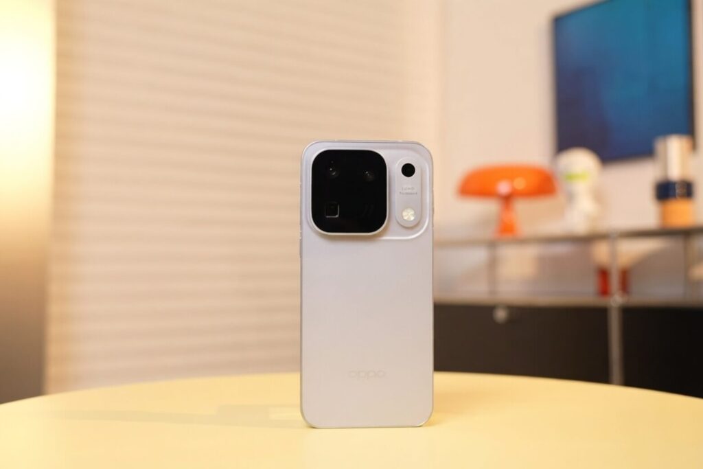 So sánh OPPO Find X10 và iPhone 18 Pro: Khác biệt thực tế và lựa chọn phù hợp 9 so sanh oppo find x10 va iphone 18 pro nhu cau chup anh phong dai didongviet