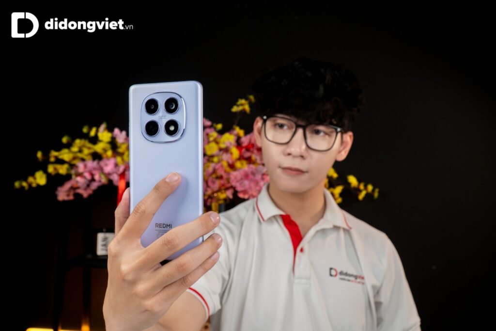 So sánh REDMI Note 15 và TECNO POVA 7: Chọn pin khủng hay màn đẹp toàn diện? 14 REDMI Note 15 nổi bật với camera chính 108MP, cảm biến 1/1,67 inch