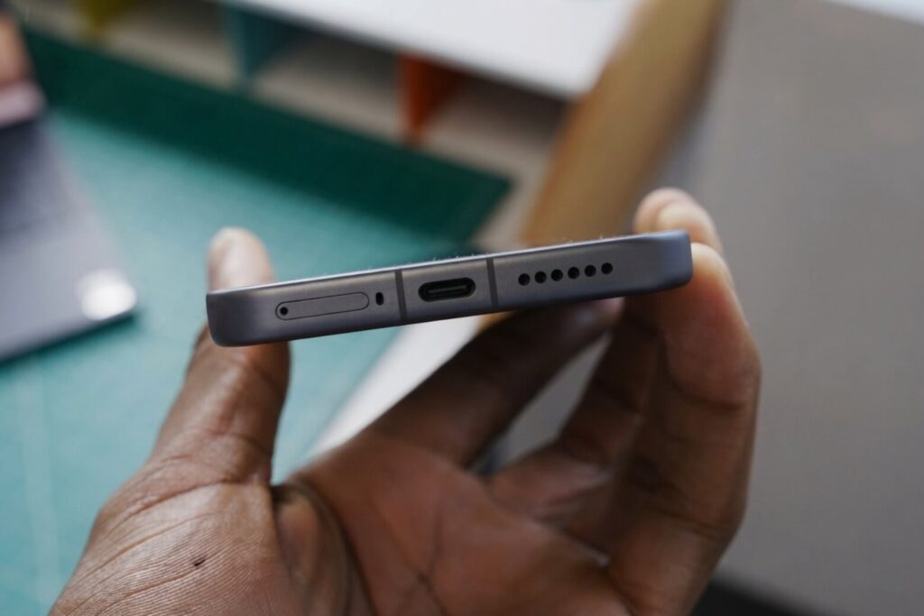 Trên tay Xiaomi 18 Pro Max: Màn hình phụ AI, chip 2nm và camera Leica 200MP 9 tren tay xiaomi 18 pro max hoan thien khung nhom didongviet