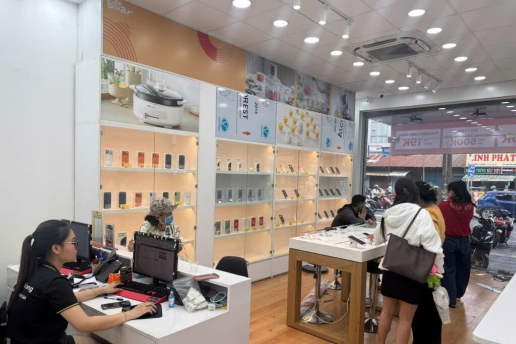 Khai trương Trung tâm Bảo hành Di Động Việt - Viện Di Động chuẩn 5 sao tại TP.HCM: Nâng tầm chuẩn mực dịch vụ hậu mãi công nghệ 5 Khai trương Trung tâm Bảo hành Di Động Việt - Viện Di Động chuẩn 5 sao tại TP.HCM