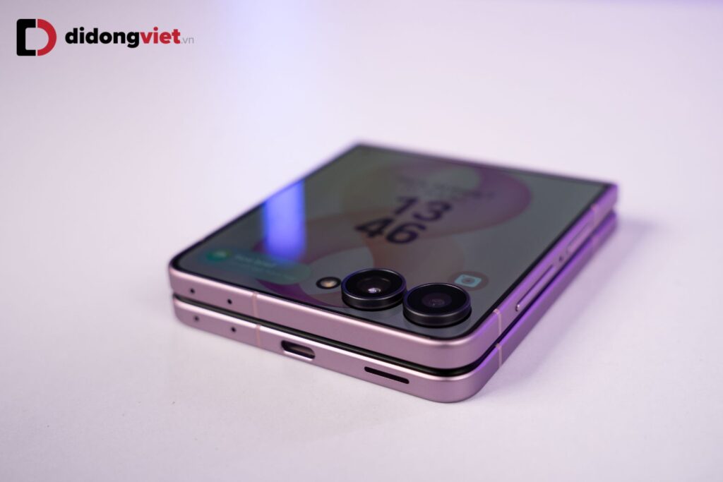 Samsung sale bùng nổ: Chớp deal giá hời, lên đời Galaxy Z Fold8 Ultra, Fold8 và Flip8 đúng gu tại Di Động Việt 18 Samsung sale bùng nổ: Chớp deal giá hời, lên đời Galaxy Z Fold8 Ultra, Fold8 và Flip8 đúng gu tại Di Động Việt