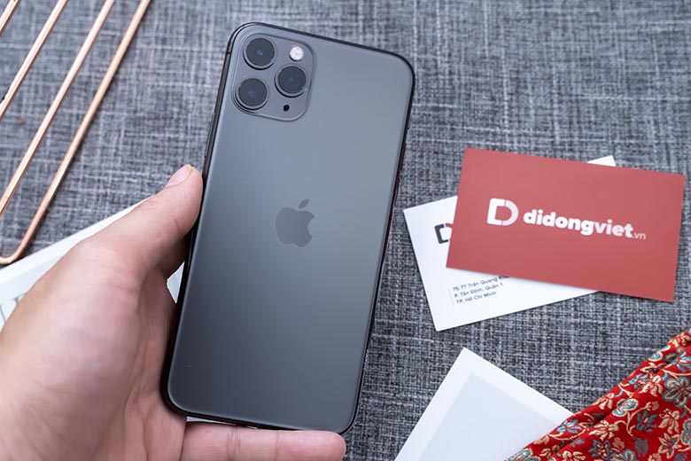 so sánh iPhone 11 Pro với iPhone 12 Pro