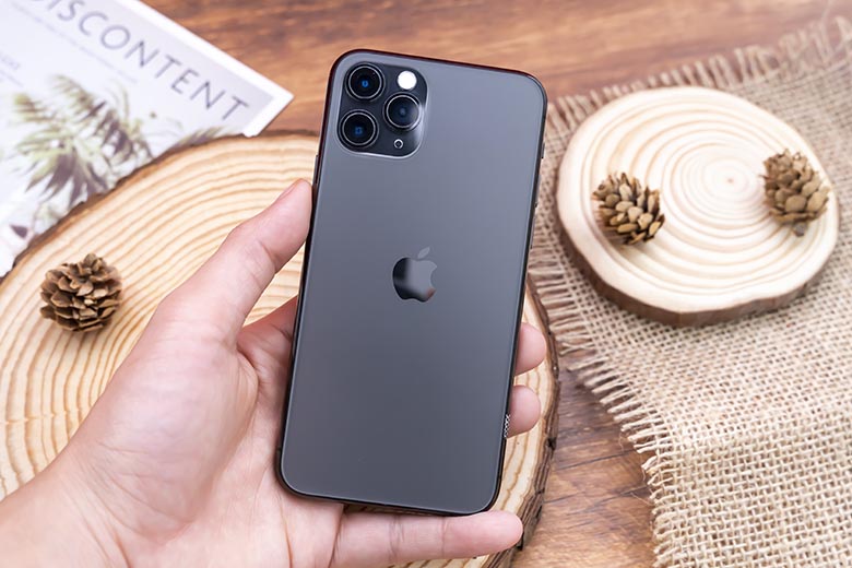 so sánh iPhone 11 Pro với iPhone 12 Pro