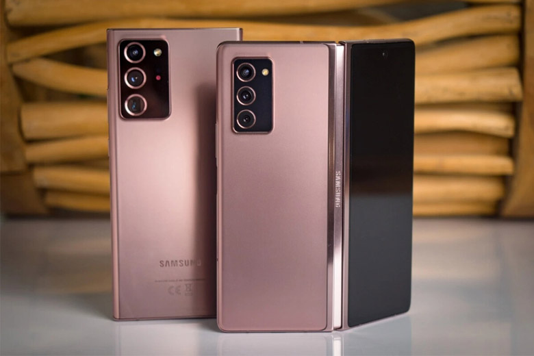 galaxy z fold camera