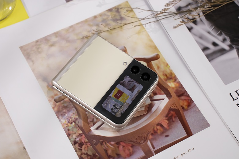 Galaxy Z Flip3 5G