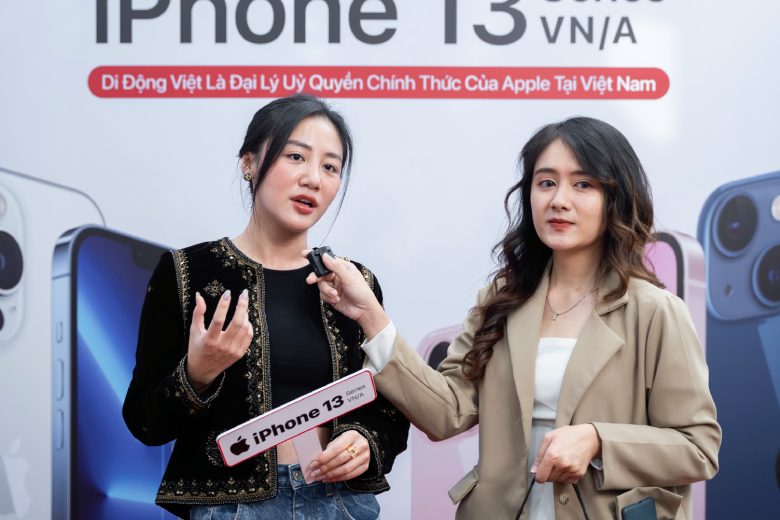 Cảm ơn ca sĩ Văn Mai Hương đã tin tưởng chọn mua iPhone 13 Pro Max tại Di Động Việt
