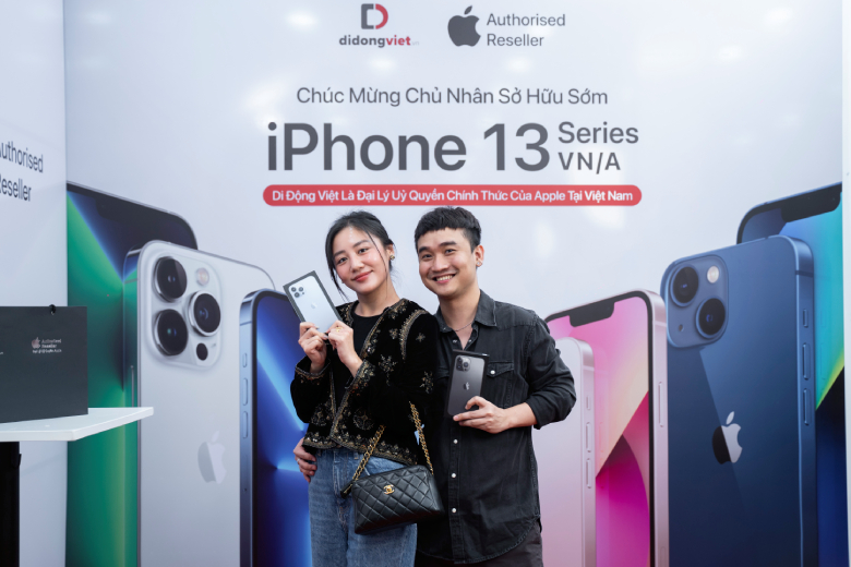 Cảm ơn ca sĩ Văn Mai Hương đã tin tưởng chọn mua iPhone 13 Pro Max tại Di Động Việt