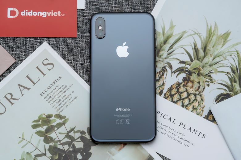 So sánh iPhone Xs với iPhone XR