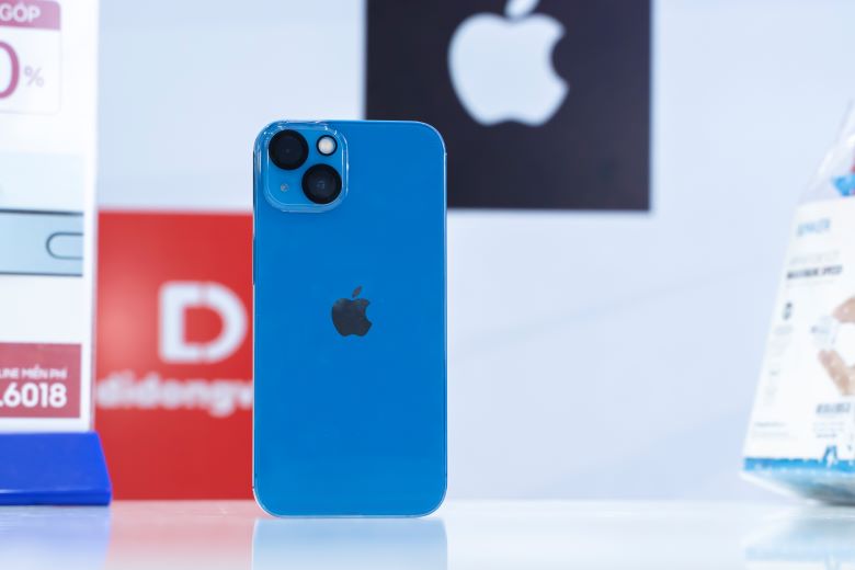 iPhone 13 màu xanh lam