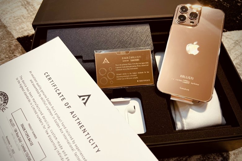 IPhone 13 Pro Max phiên bản vàng và kim cương hơn 130 triệu đồng tại Di Động Việt