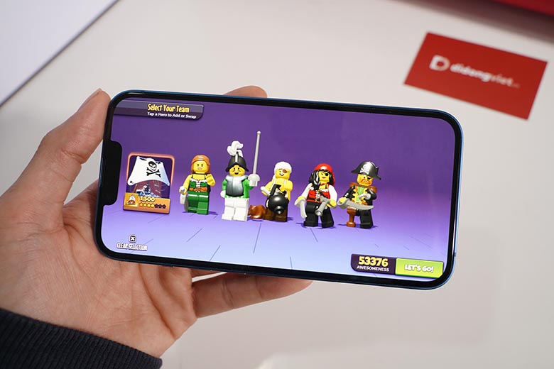 so sánh iphone 12 với iphone 13