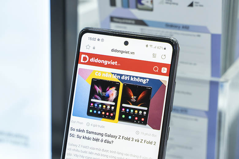 Ibiza malini i-Samsung A52s?