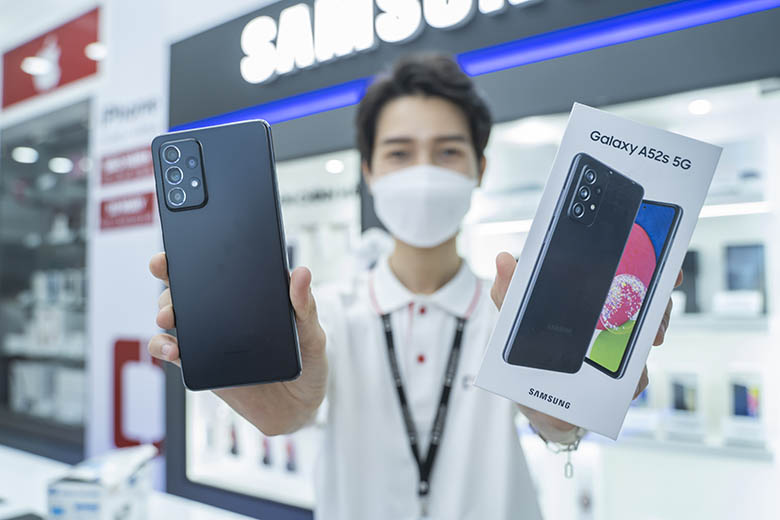 Ibiza malini i-Samsung A52s?