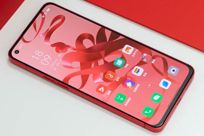 Trên tay OPPO Reno7 5G